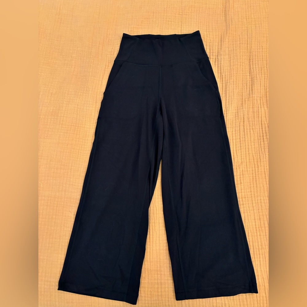 Lululemon super high rise wide leg align
